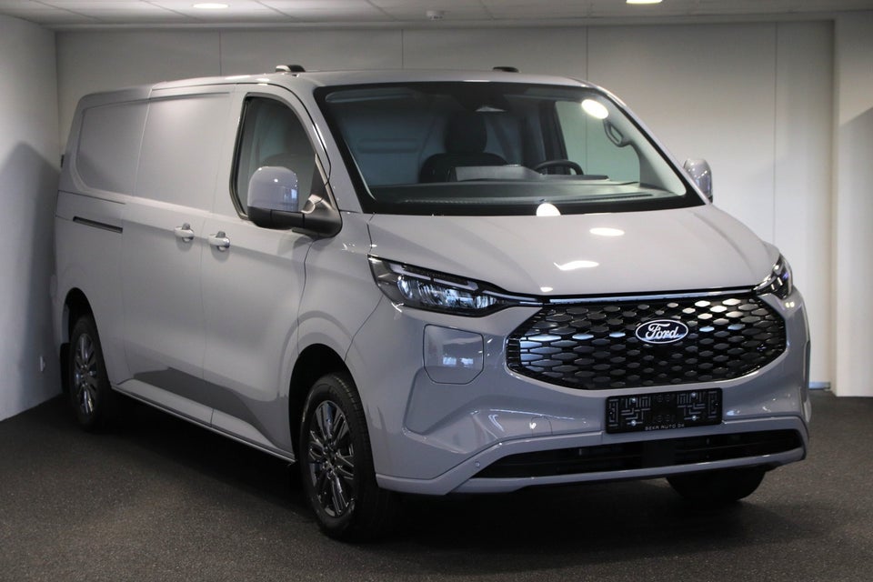 Ford E-Transit Custom 340L 64 Limited