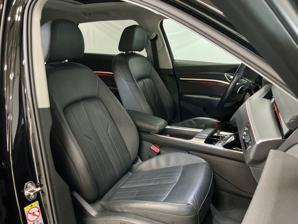 Audi e-tron 55 Advanced quattro 5d