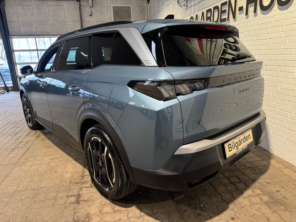 Peugeot e-5008 77 Allure 7prs 5d