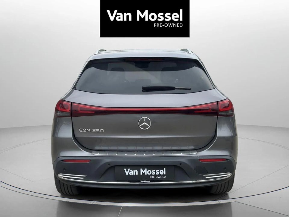 Mercedes EQA250 Progressive 5d