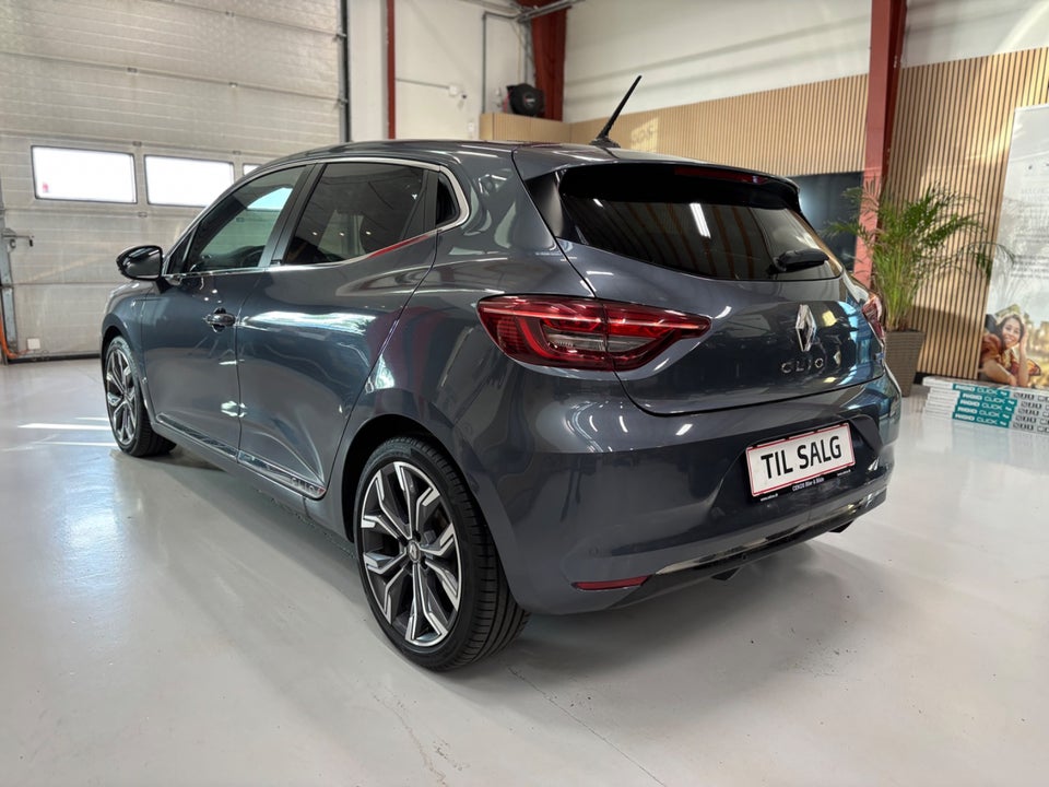 Renault Clio V 1,6 E-Tech Intens 5d
