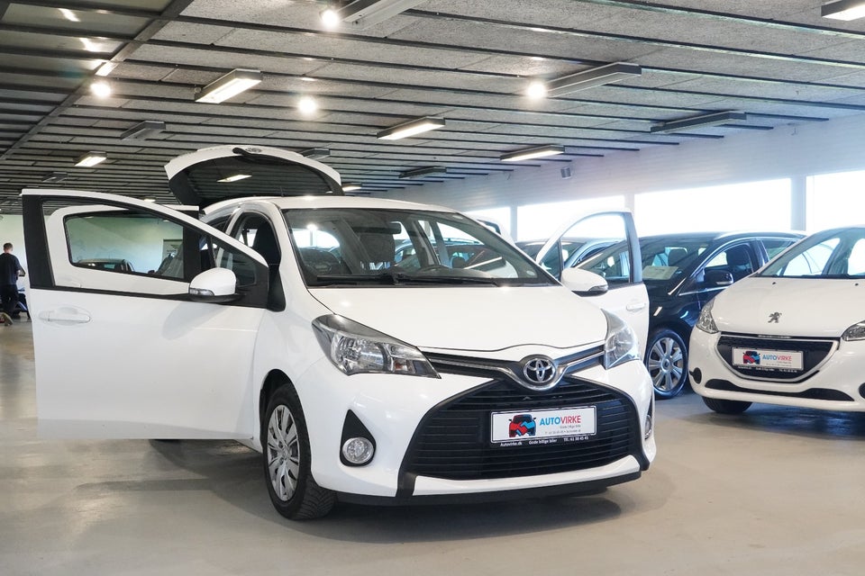 Toyota Yaris 1,0 VVT-i T1 Style 5d