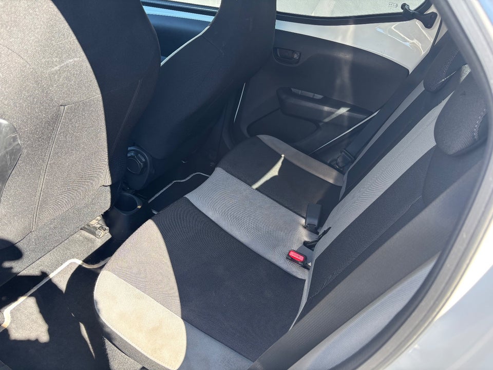 Toyota Aygo 1,0 VVT-i x 5d