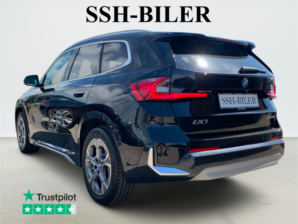 BMW iX1 eDrive20 X-Line 5d