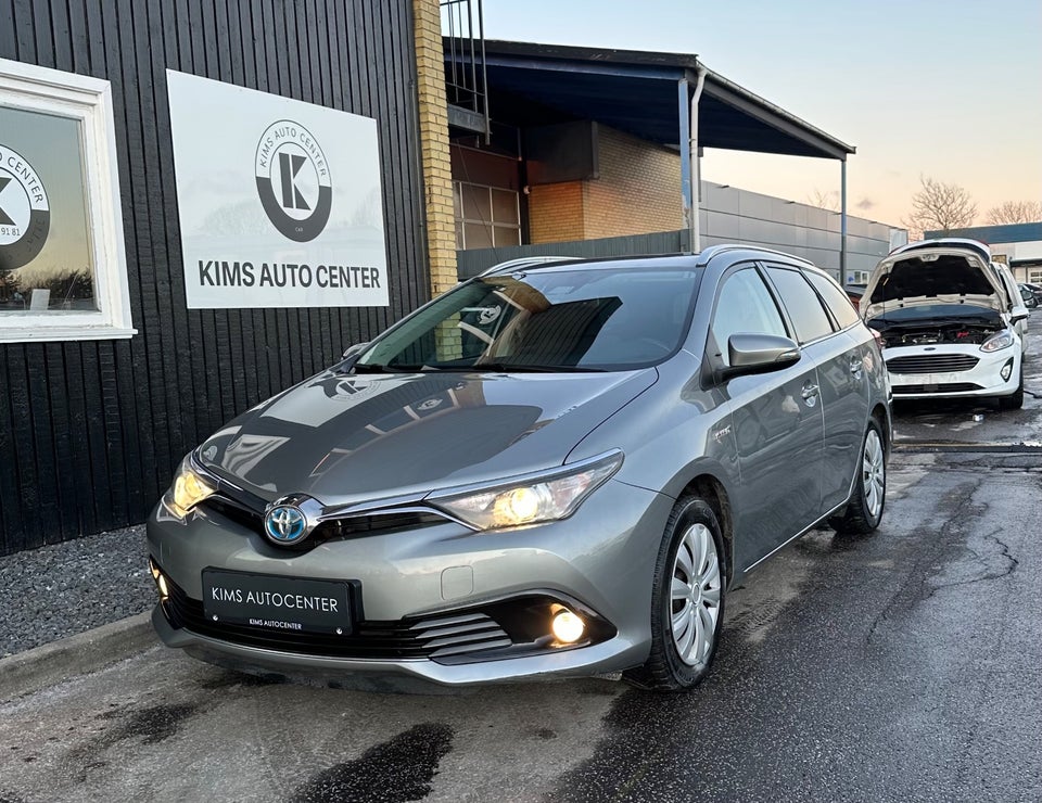 Toyota Auris 1,8 Hybrid H2 Premium Comfort CVT 5d