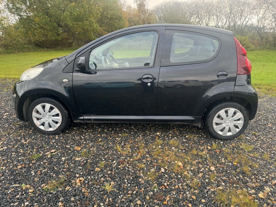 Peugeot 107 1,0 Active 5d