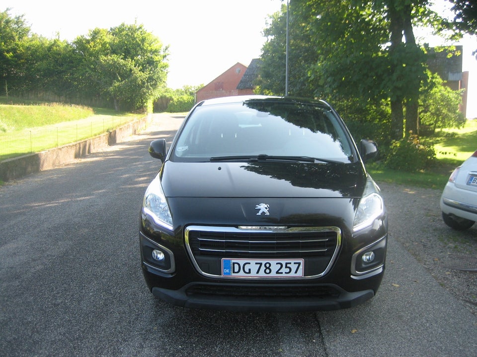 Peugeot 3008 1,6 HDi 114 Active 5d