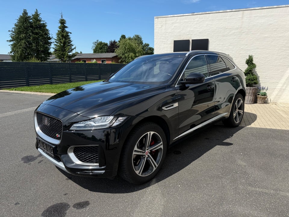 Jaguar F-Pace 3,0 D300 S aut. AWD 5d