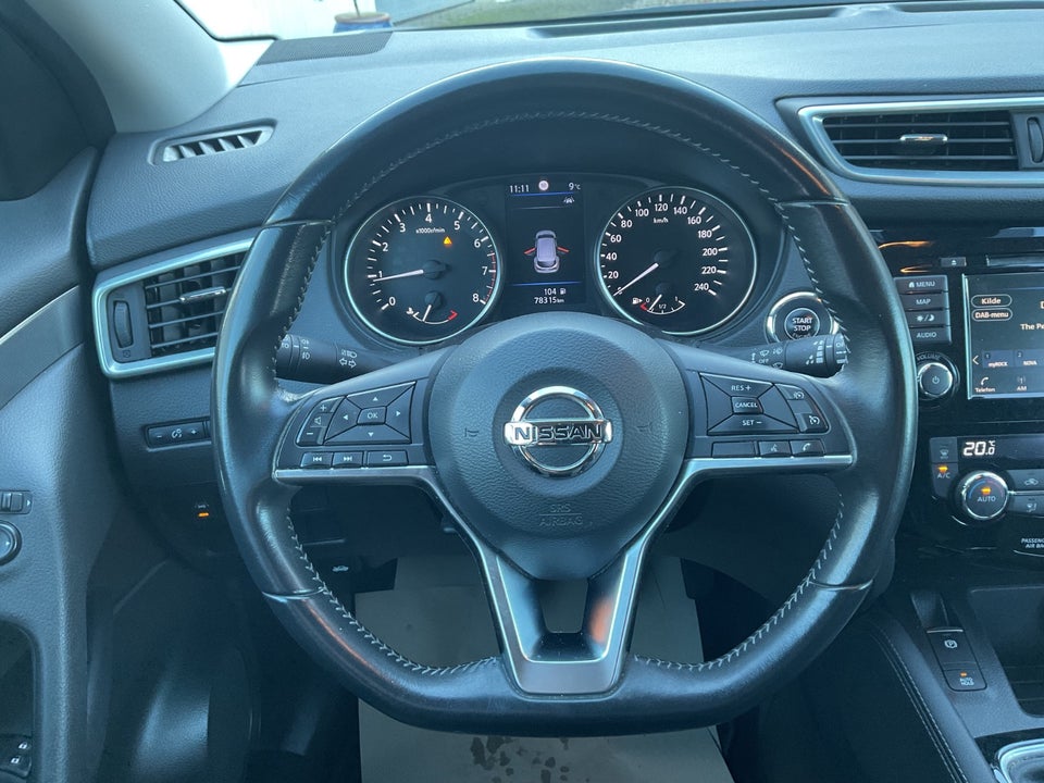 Nissan Qashqai 1,3 Dig-T 140 N-Connecta 5d