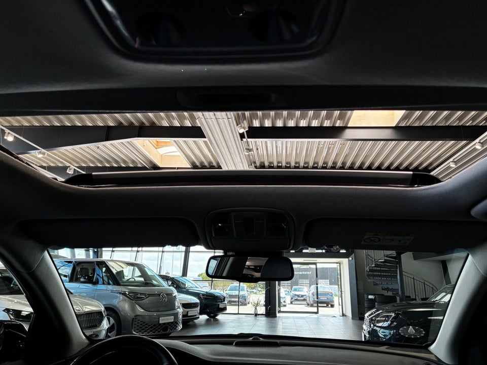 Kia Niro 64 EV Premium 5d