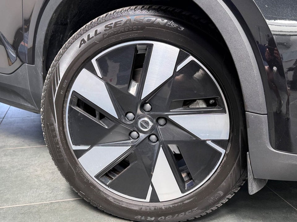Volvo XC40 ReCharge Twin Plus 5d