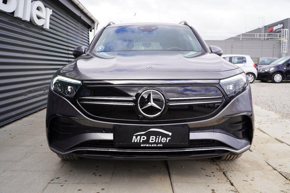 Mercedes EQB300 AMG Line 4Matic 5d