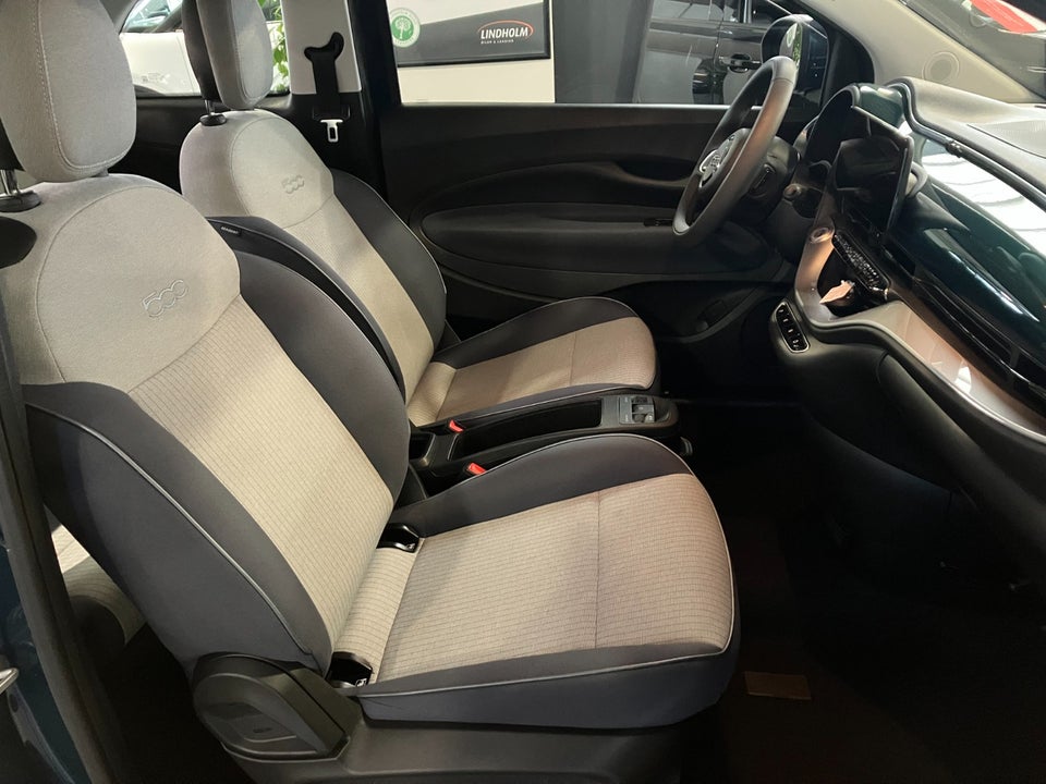 Fiat 500e 42 Icon 3d