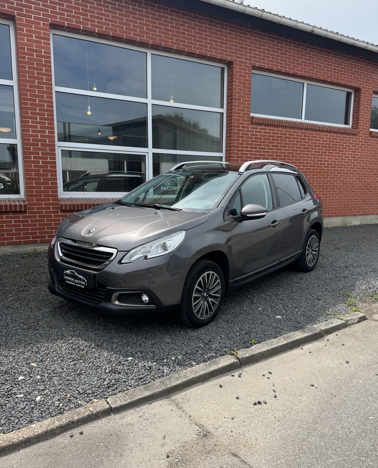 Peugeot 2008 1,2 VTi 82 Active Sky 5d