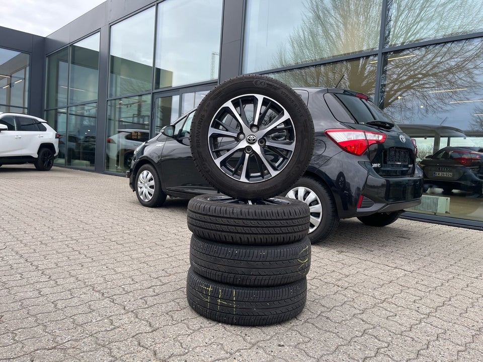 Toyota Yaris 1,5 Hybrid H2 Premium e-CVT 5d