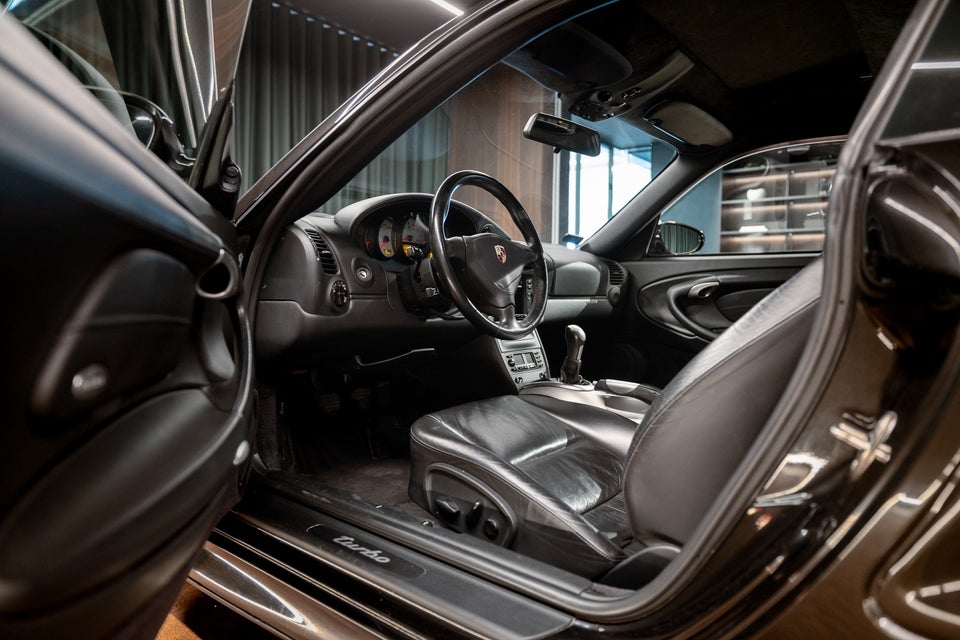 Porsche 911 Turbo 3,6 Coupé 2d