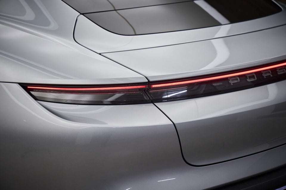 Porsche Taycan 4S 4d