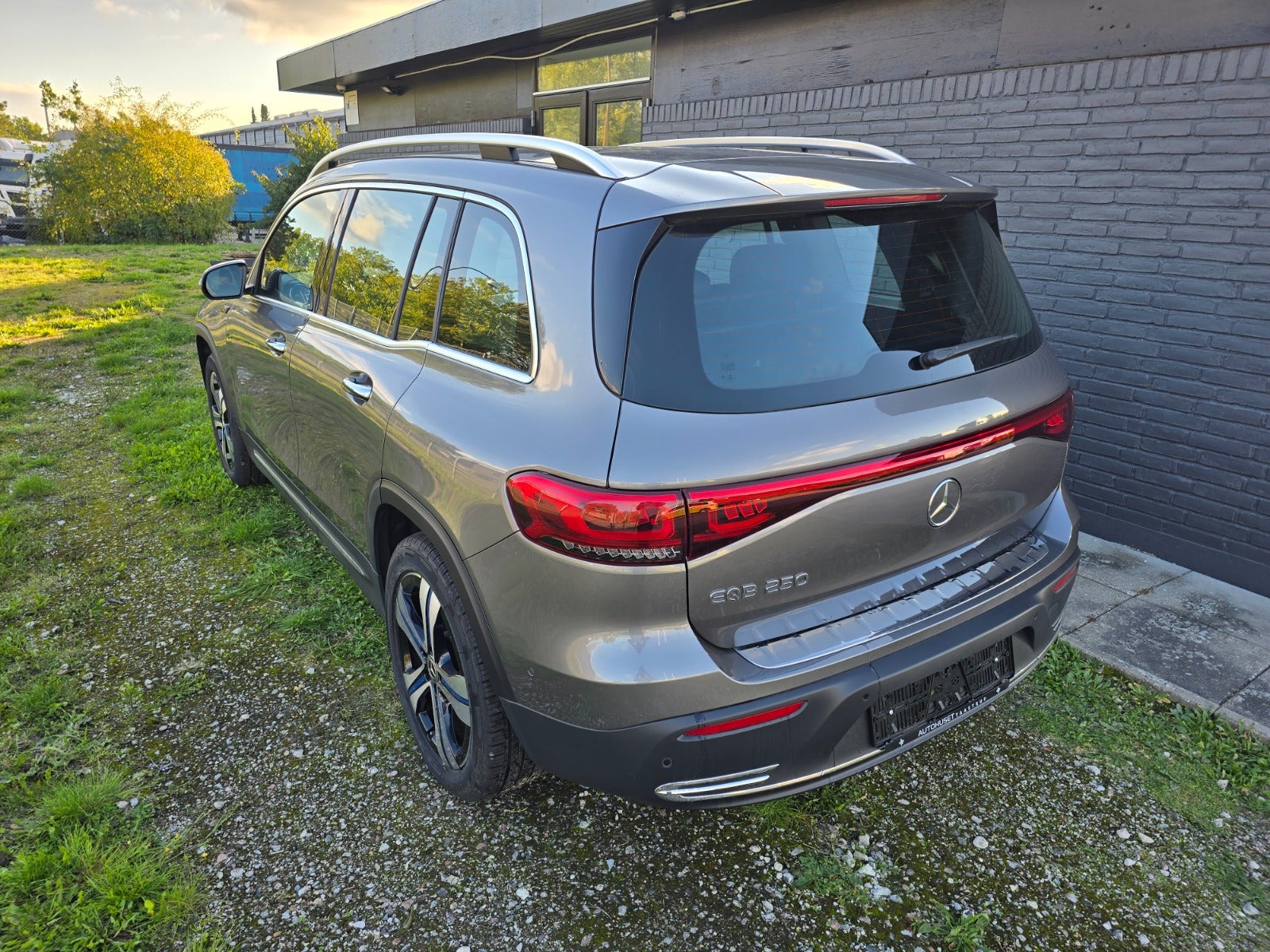 Mercedes EQB250 Progressive 7prs 5d