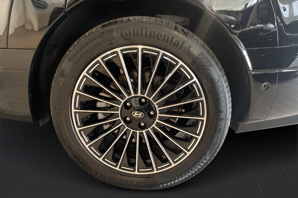 Hyundai Ioniq 9 110 Calligraphy 4WD 6prs 5d