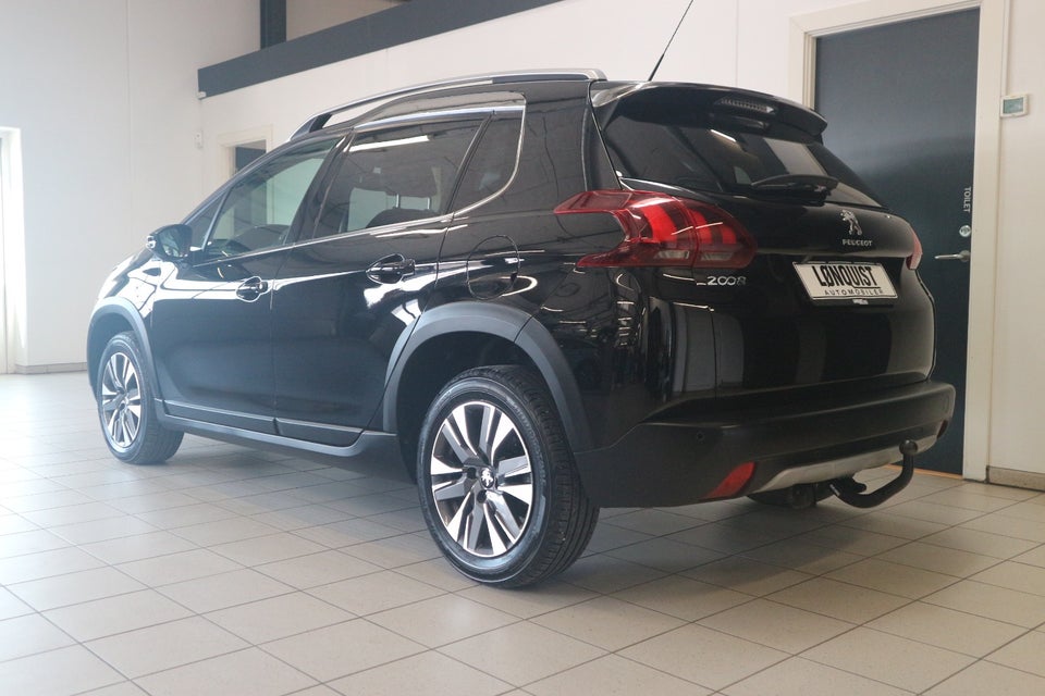 Peugeot 2008 1,2 e-THP 110 Allure Sky EAT6 5d