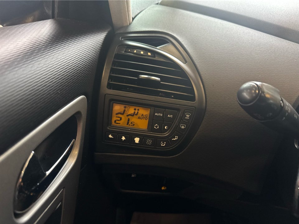 Citroën Grand C4 Picasso 1,6 e-HDi 112 Seduction E6G 7prs 5d