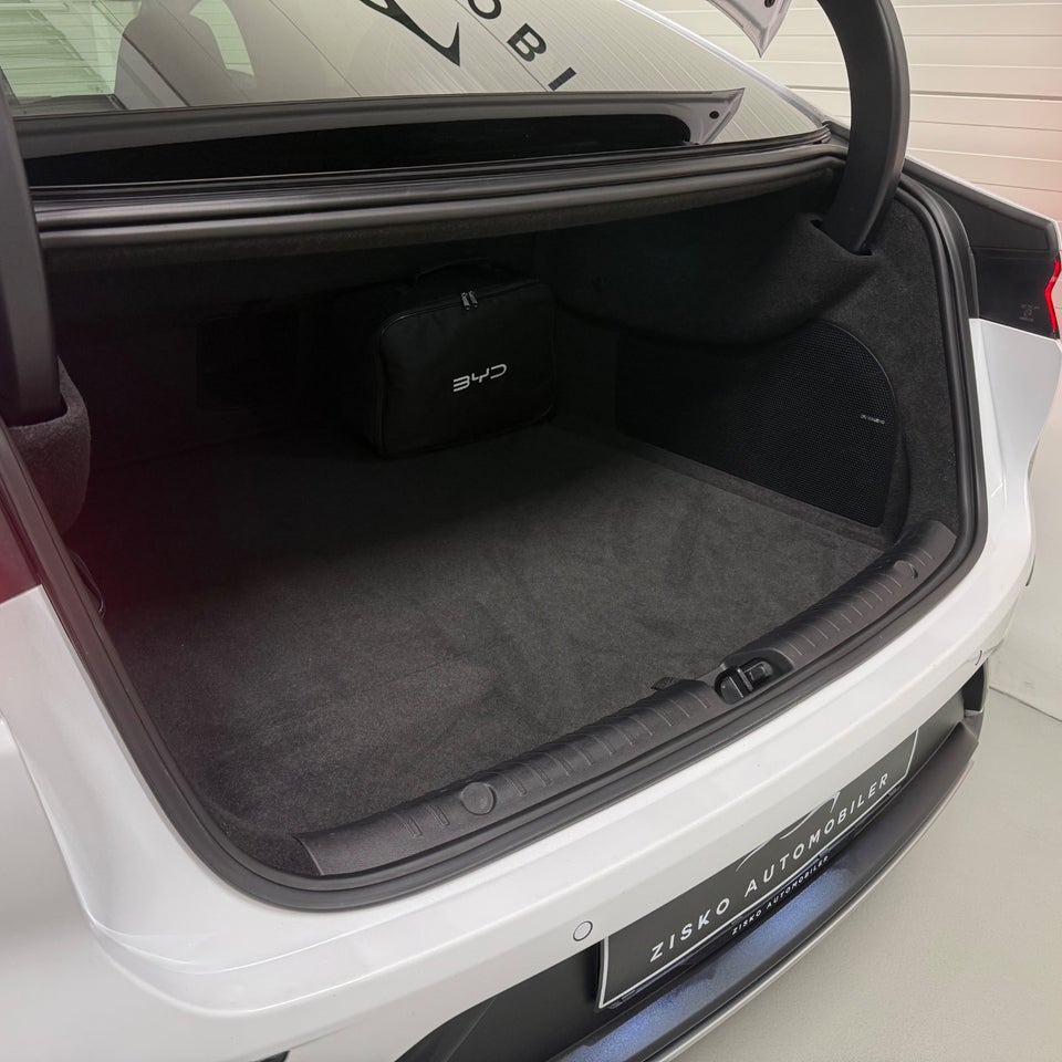 BYD Han 85 Design AWD 4d