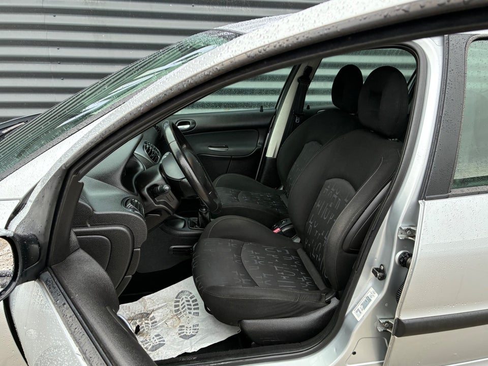Peugeot 206 1,6 SW 5d