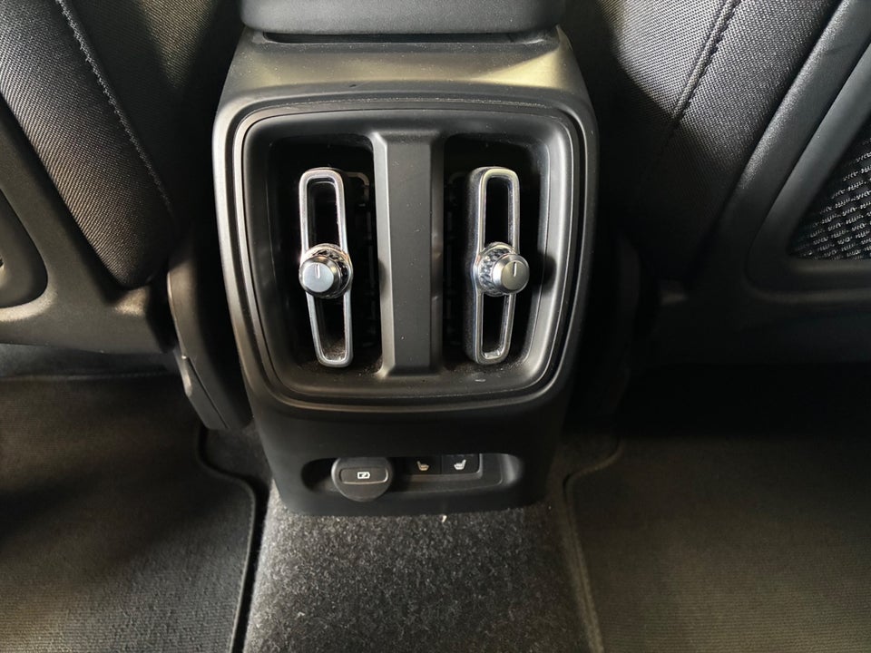 Volvo XC40 P6 ReCharge Plus 5d