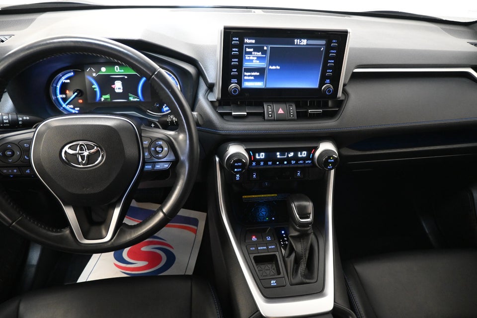 Toyota RAV4 2,5 Hybrid H3 Style MDS 5d
