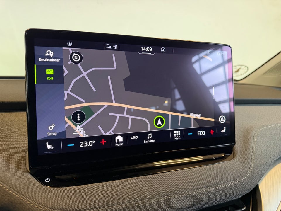 Skoda Enyaq 80 iV Plus Loft 5d