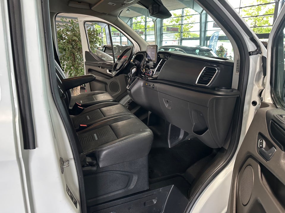 Ford Transit Custom 300 L2 2,0 TDCi 170 Active aut.