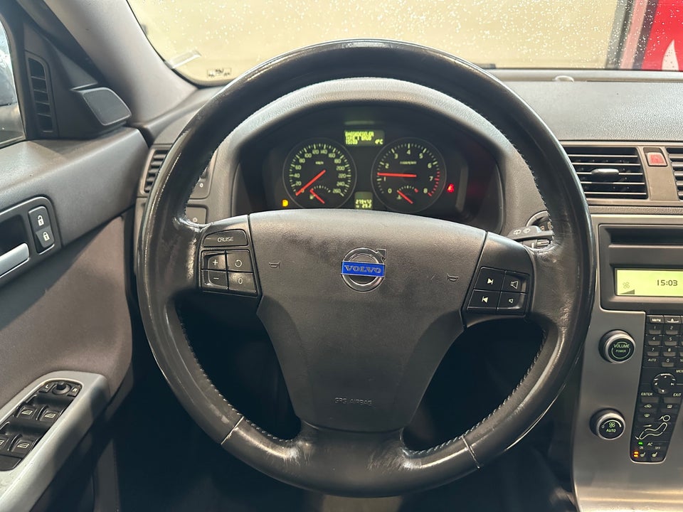 Volvo V50 1,8 Kinetic 5d