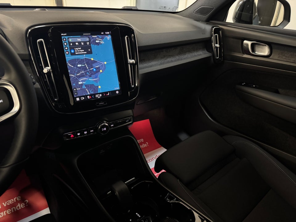 Volvo XC40 P6 ReCharge Core 5d
