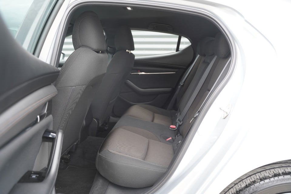 Mazda 3 1,8 SkyActiv-D 116 Sky aut. 5d