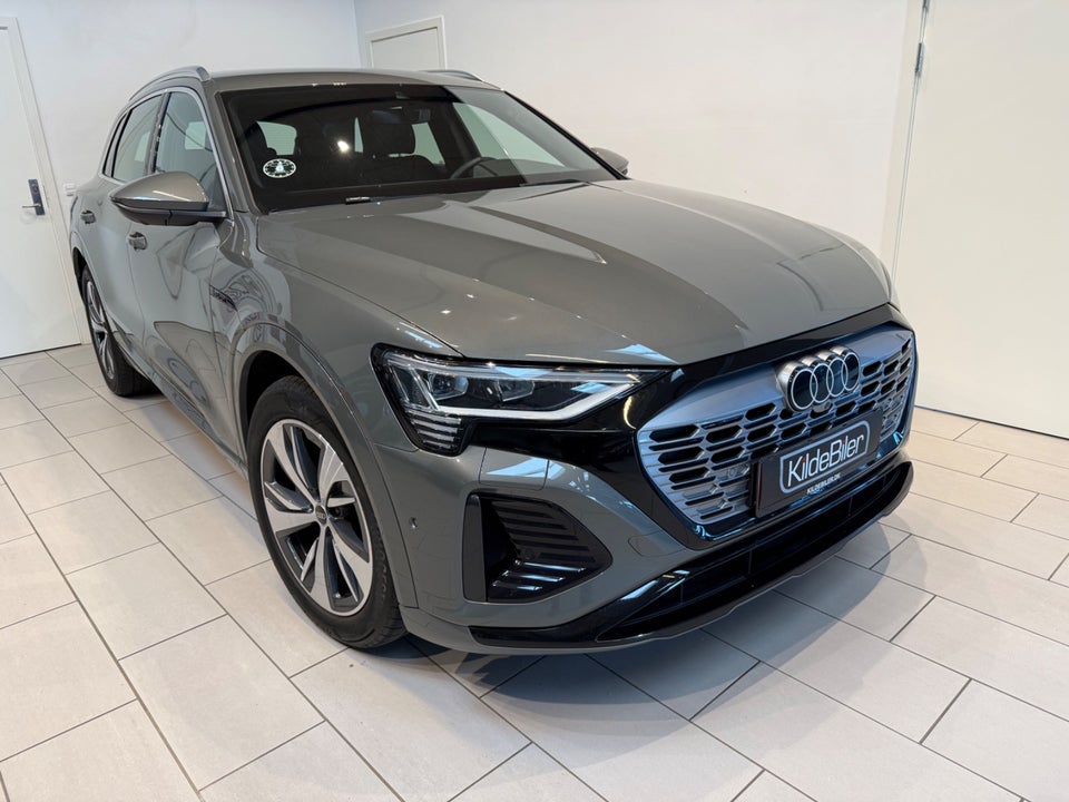 Audi Q8 e-tron 55 Advanced S-line quattro 5d