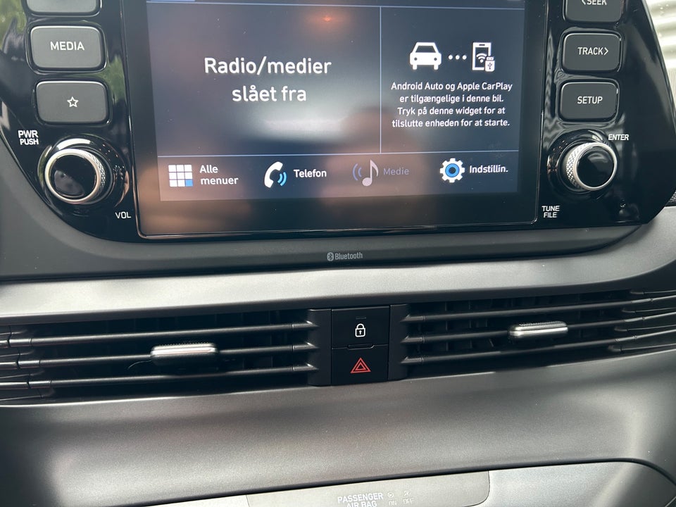 Hyundai i20 1,0 T-GDi Essential DCT 5d