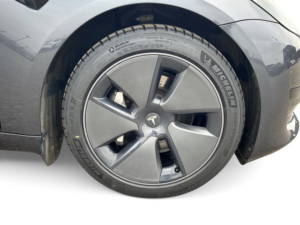 Tesla Model 3 RWD 4d