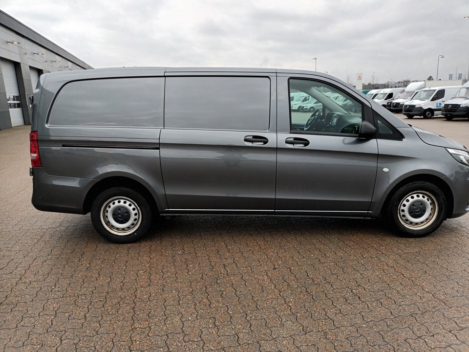 Mercedes Vito 114 2,0 CDi Kassevogn aut. L RWD