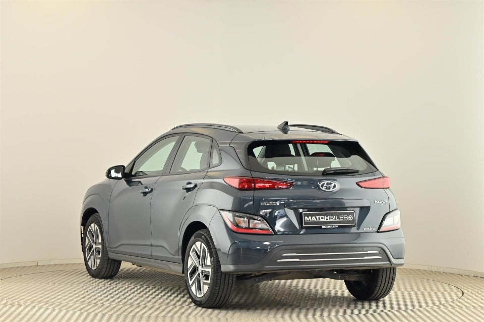Hyundai Kona 64 EV Essential 5d