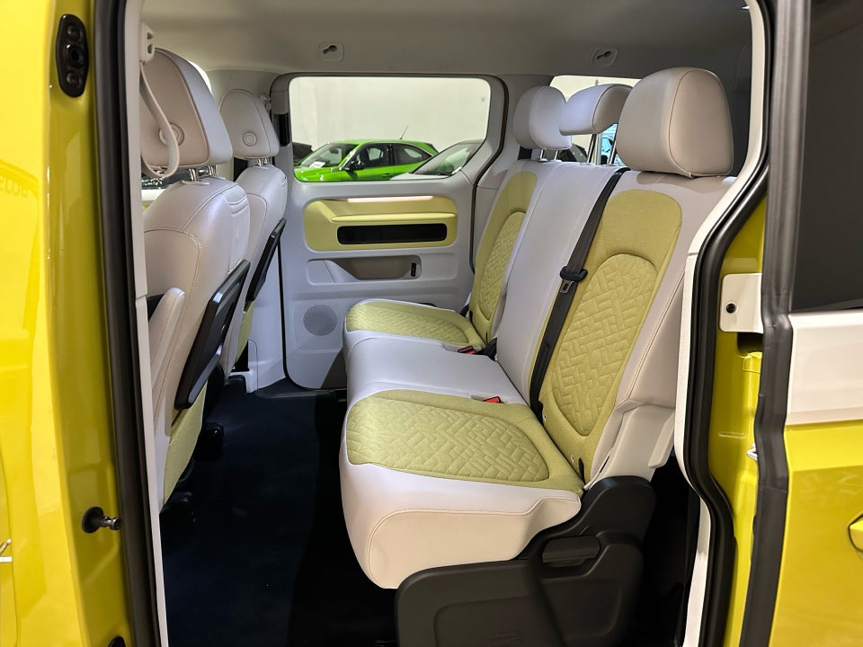 VW ID.Buzz 77 Style SWB 5d