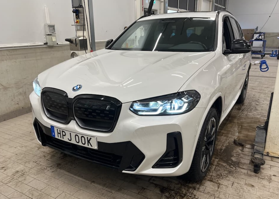 BMW iX3 Charged M-Sport 5d