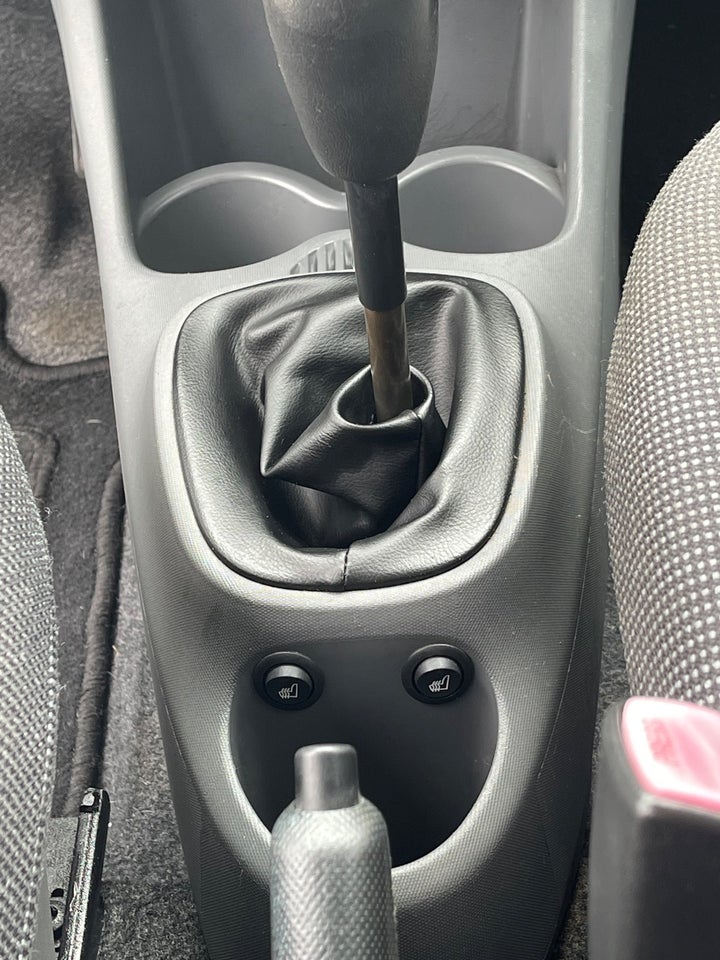 Peugeot 107 1,0 5d