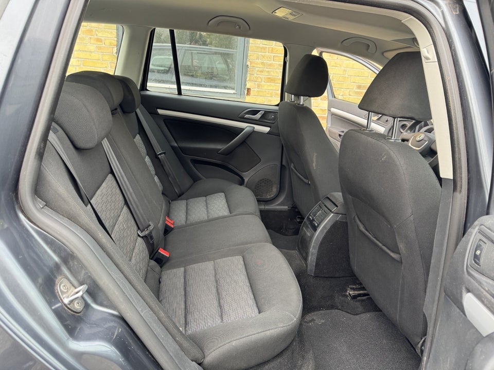 Skoda Octavia 1,4 TSi 122 Ambiente Combi 5d