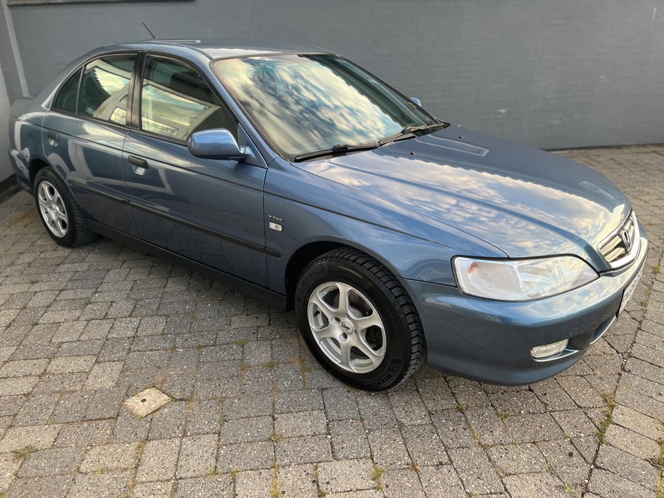 Honda Accord 2,3i ES Executive aut. 4d