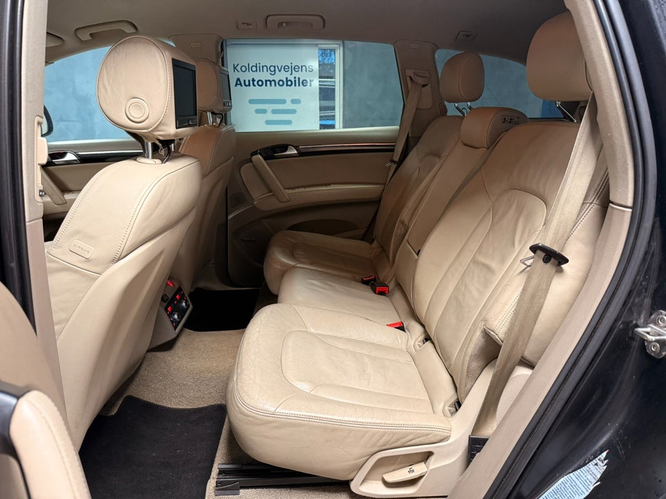 Audi Q7 3,0 TDi quattro Tiptr. 7prs 5d
