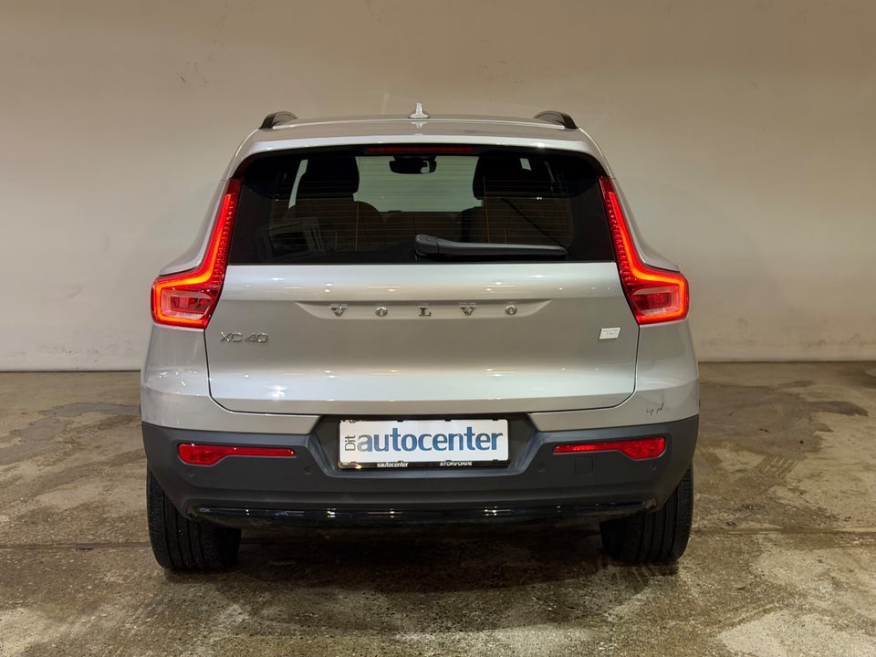 Volvo XC40 ReCharge Twin Plus 5d