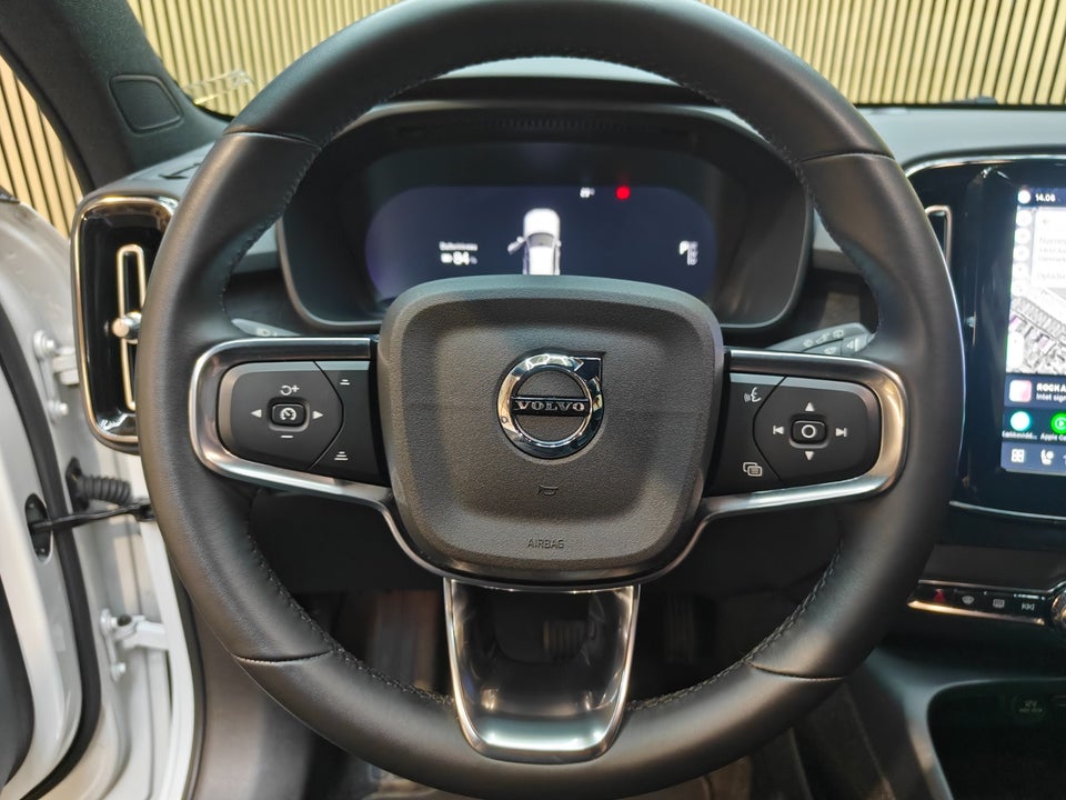 Volvo XC40 ReCharge Plus 5d
