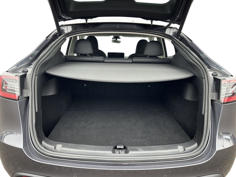 Tesla Model Y Long Range AWD 5d