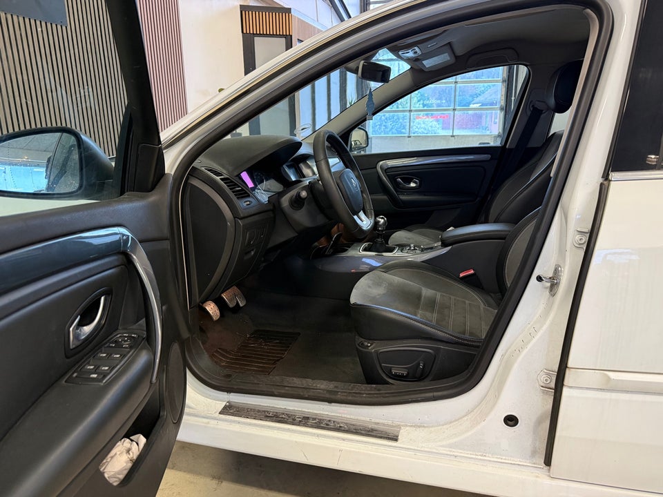 Renault Laguna III 2,0 dCi 150 Dynamique Sport Tourer 5d