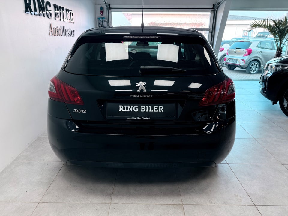 Peugeot 308 1,5 BlueHDi 130 Style 5d